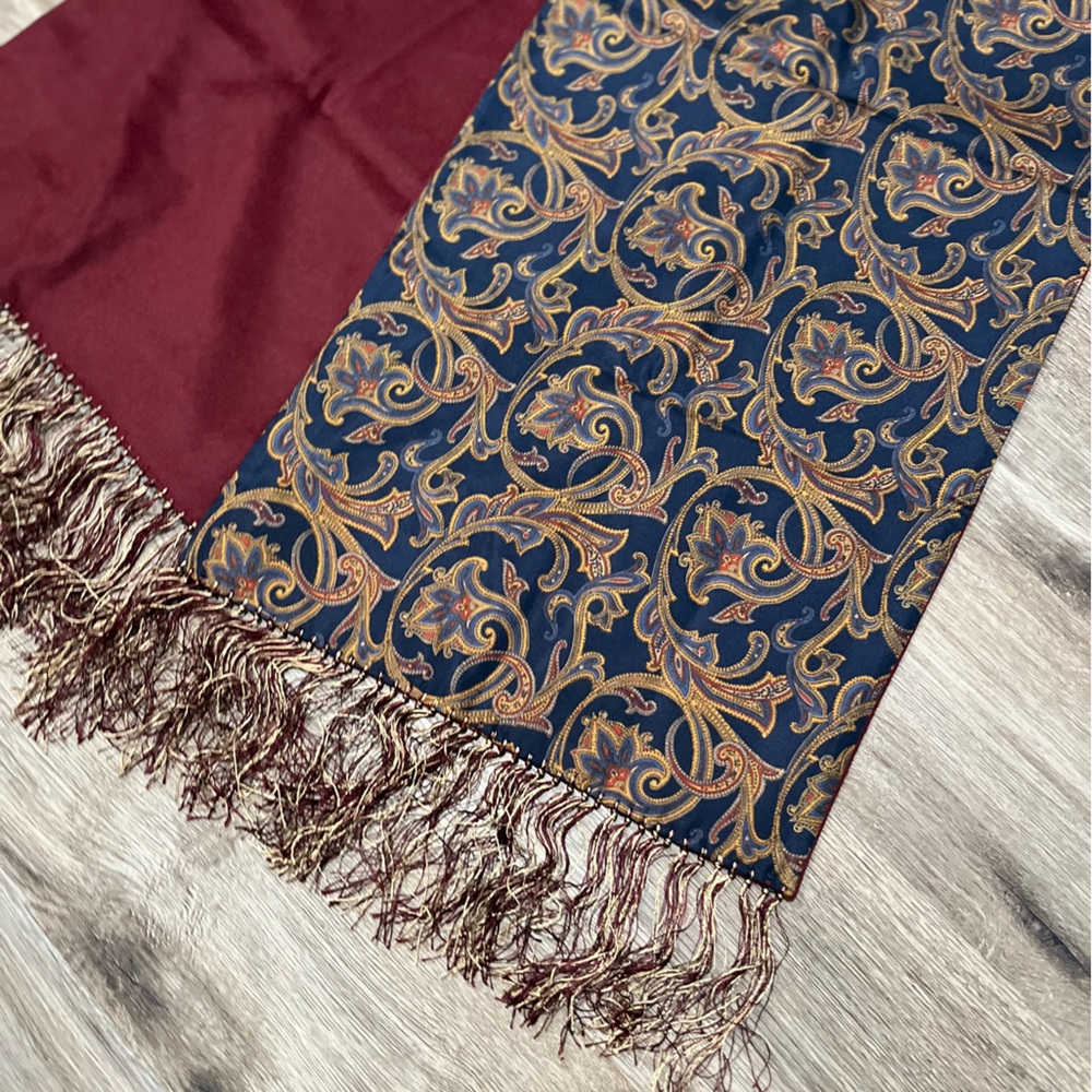 Scarf - Picture 3 of 3